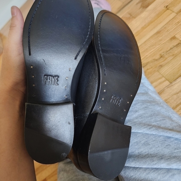 NEW Frye Marrisa Medallion Equestrian- inspired Tall Leather Boots size 6 - Picture 5 of 8